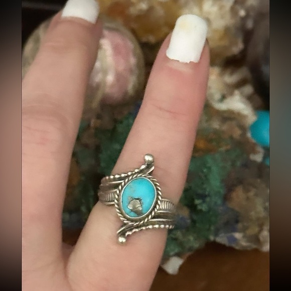 Turquoise T. Yazzie native sterling silver ring - Picture 2 of 11